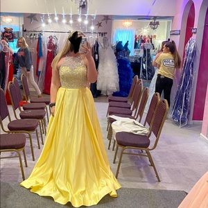 YELLOW PROM DRESS